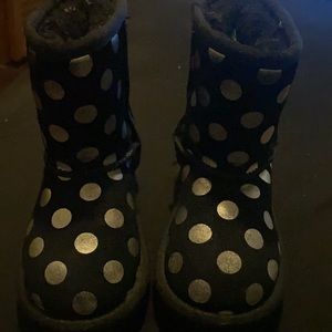 Toddler size 7 silver dot Uggs